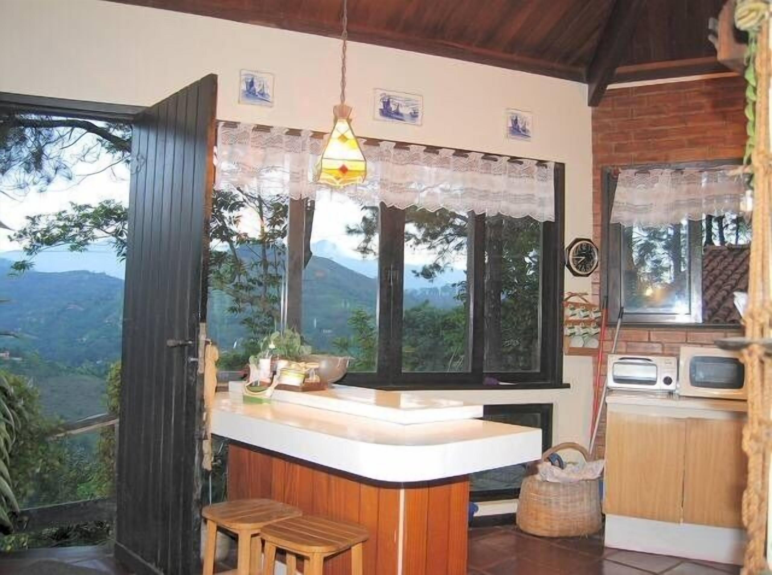 House 3 qtos, beautiful view, ideal for families and couples looking for rest 