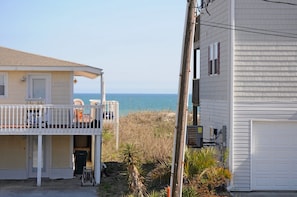 Exterior - Fun-N-The Sun - 2 BR Home; Dog Friendly with an Ocean View! (Surf City)