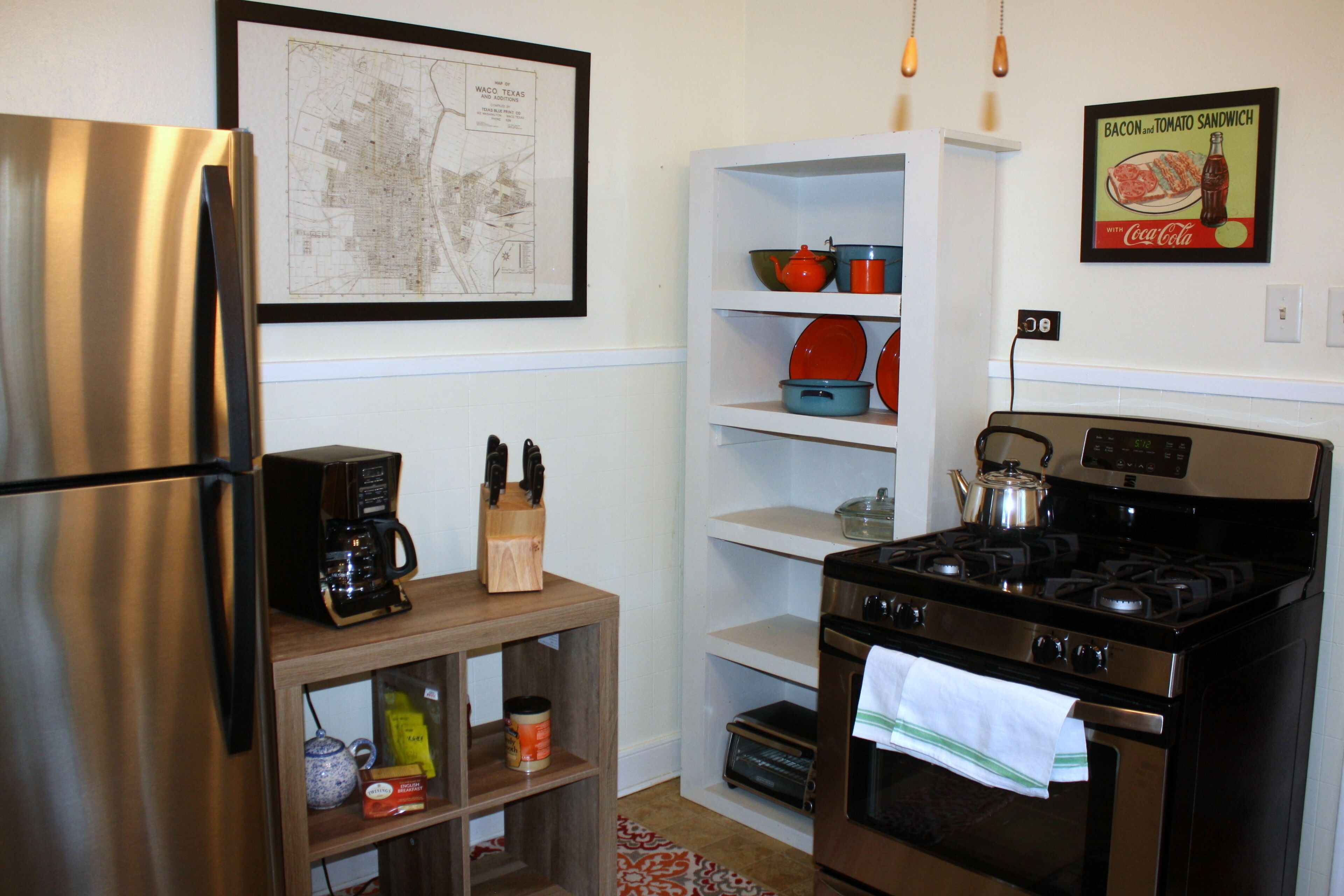 Vintage 3/1 Cameron Park House--sleeps 8; 5 Min To Downtown And Baylor Stadium