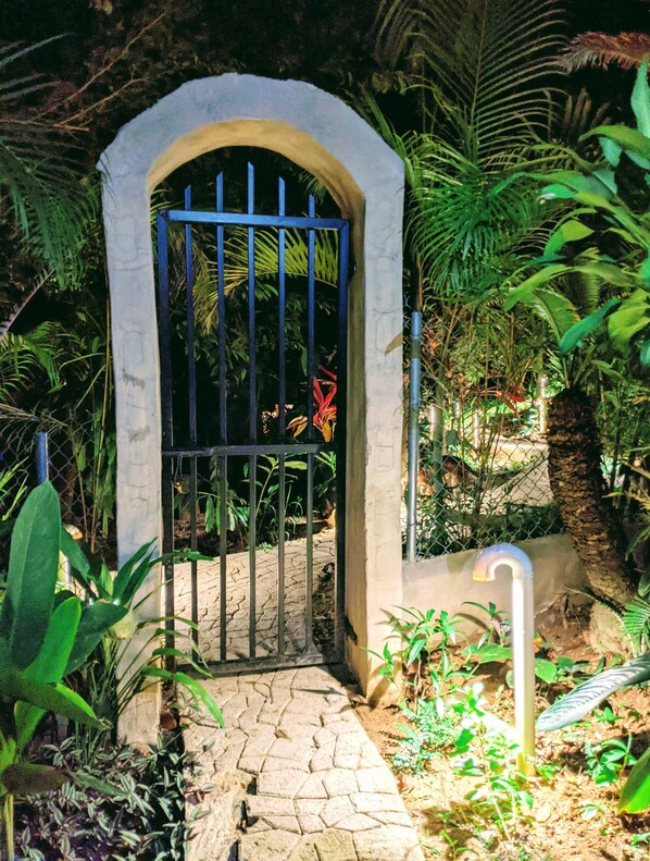 Exterior detail - Bed And Breakfast Cabin In Cool Junglee Retreat (Las Terrenas)