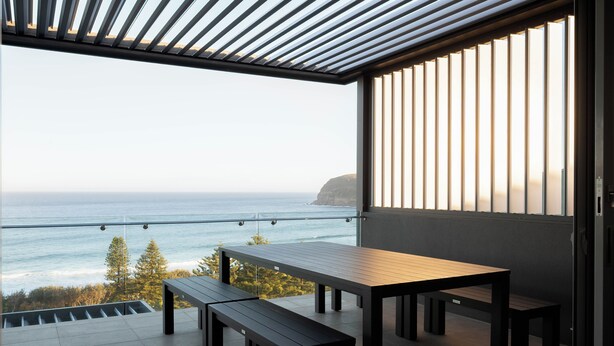 Dining - “Oceanview & Seabreeze” - with Pool (Copacabana)