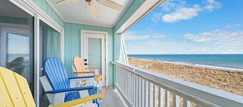 Luxury Top Floor Oceanfront Condo!  Booking Summer 2026.