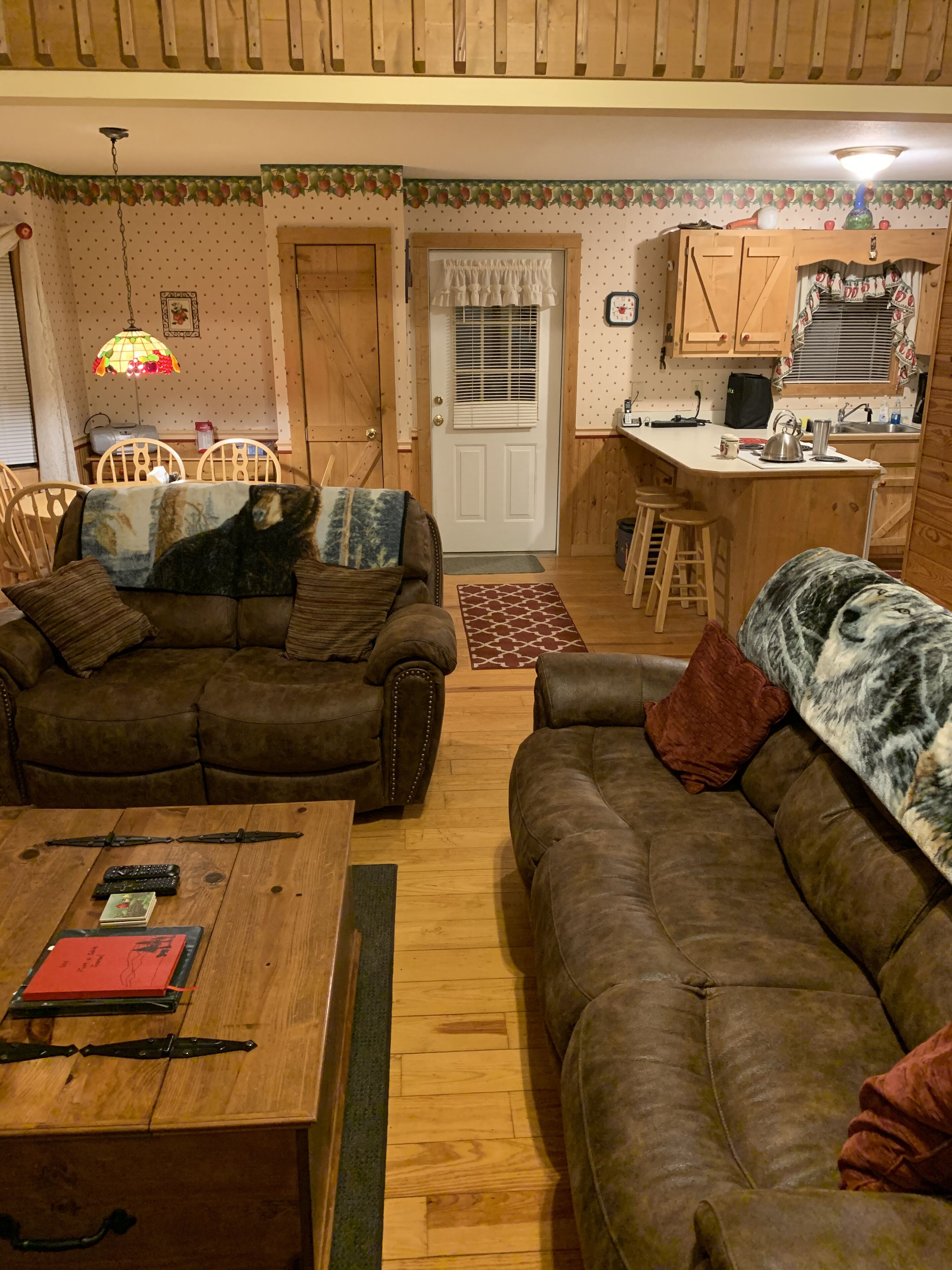 Justa Cabin | Blue Ridge Mtns | Peaceful Getaway | Mins from Lake Nottely!