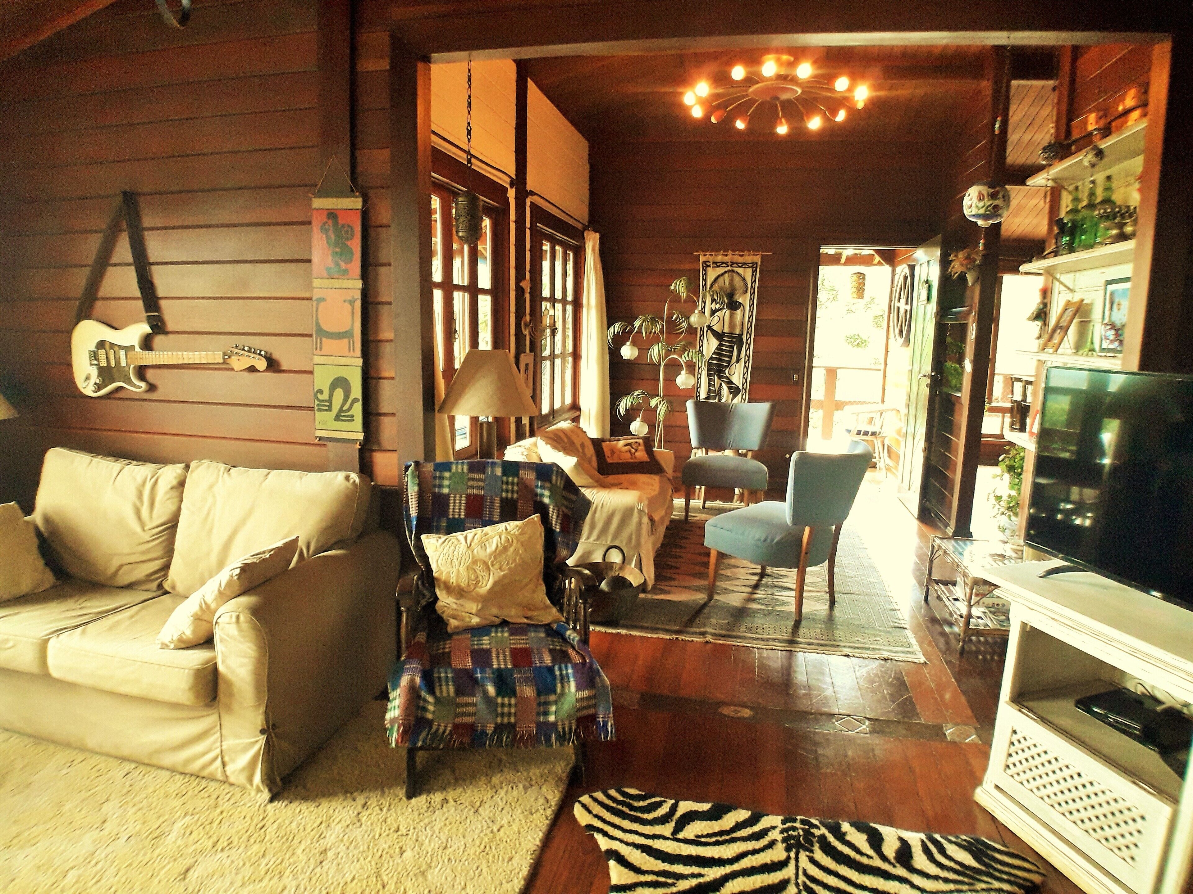 House super decorated, Wi-Fi, Cook of oven and stove Next. Capivari