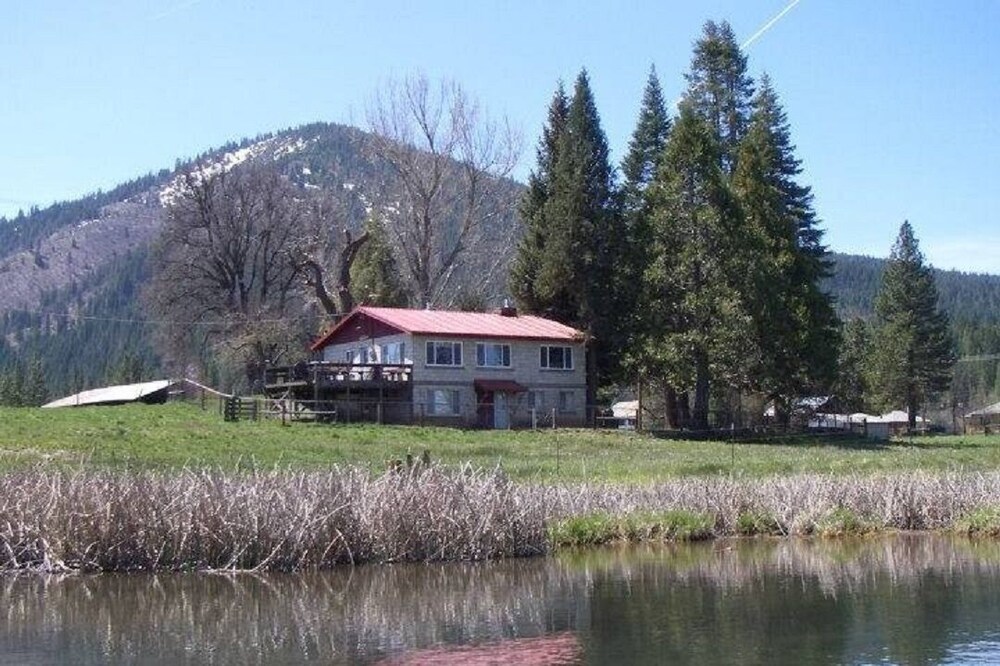 Fall River Fishing House Access & Beautiful Views Await You