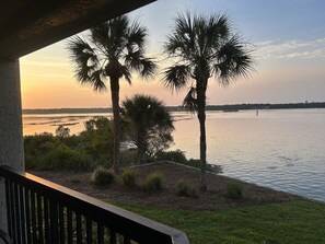 Property grounds - Captains Quarters on the Water:  Incredible Views and Fantastic Location! (Hilton Head Island)
