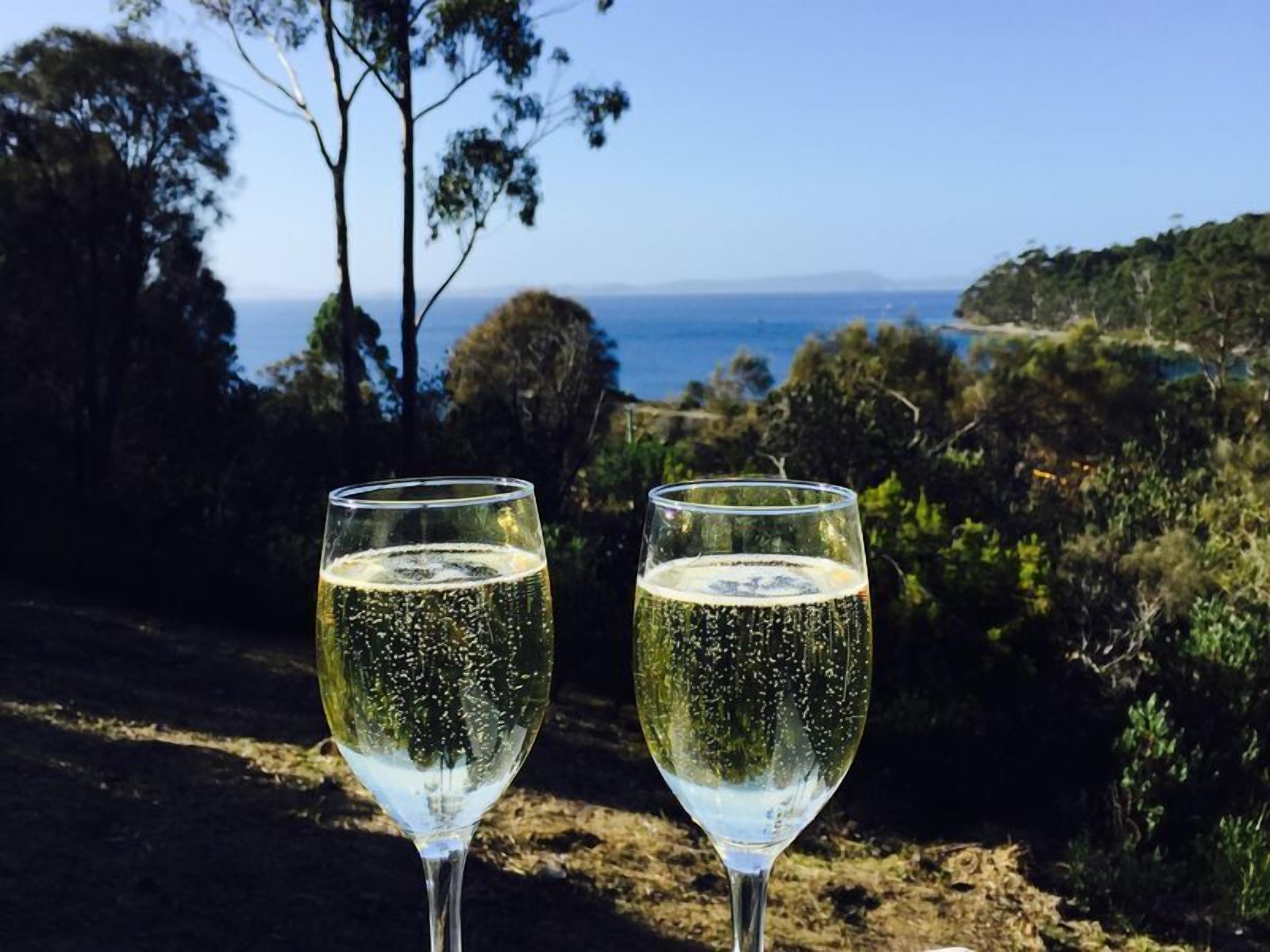 Bayview Bruny Island Beach House — image 3