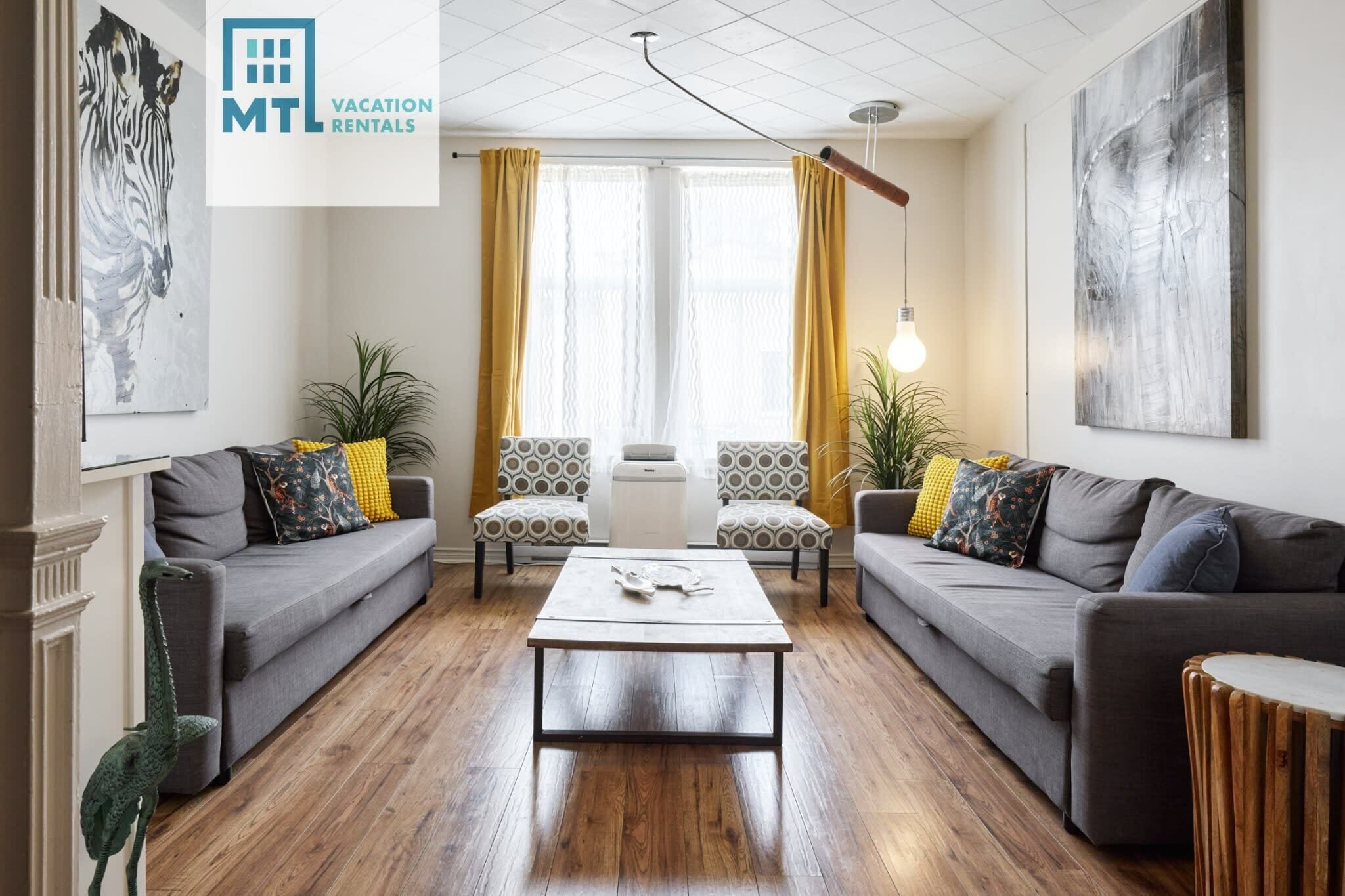 Télévision, Netflix, services de streaming, espaces bureaux