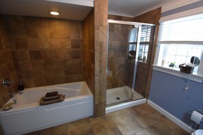 Towels, soap, shampoo, toilet paper