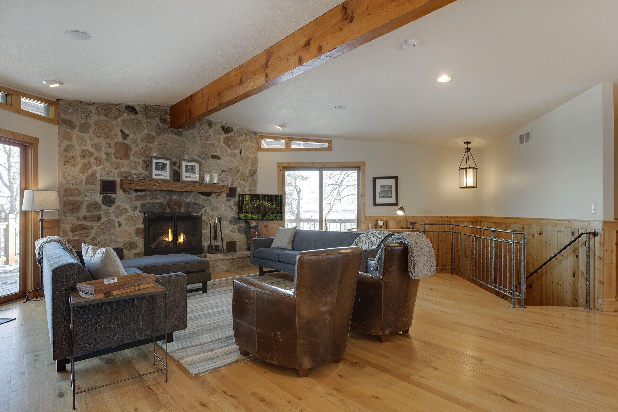 Newly Remodeled 6 Bedroom Retreat on West Gull Lake