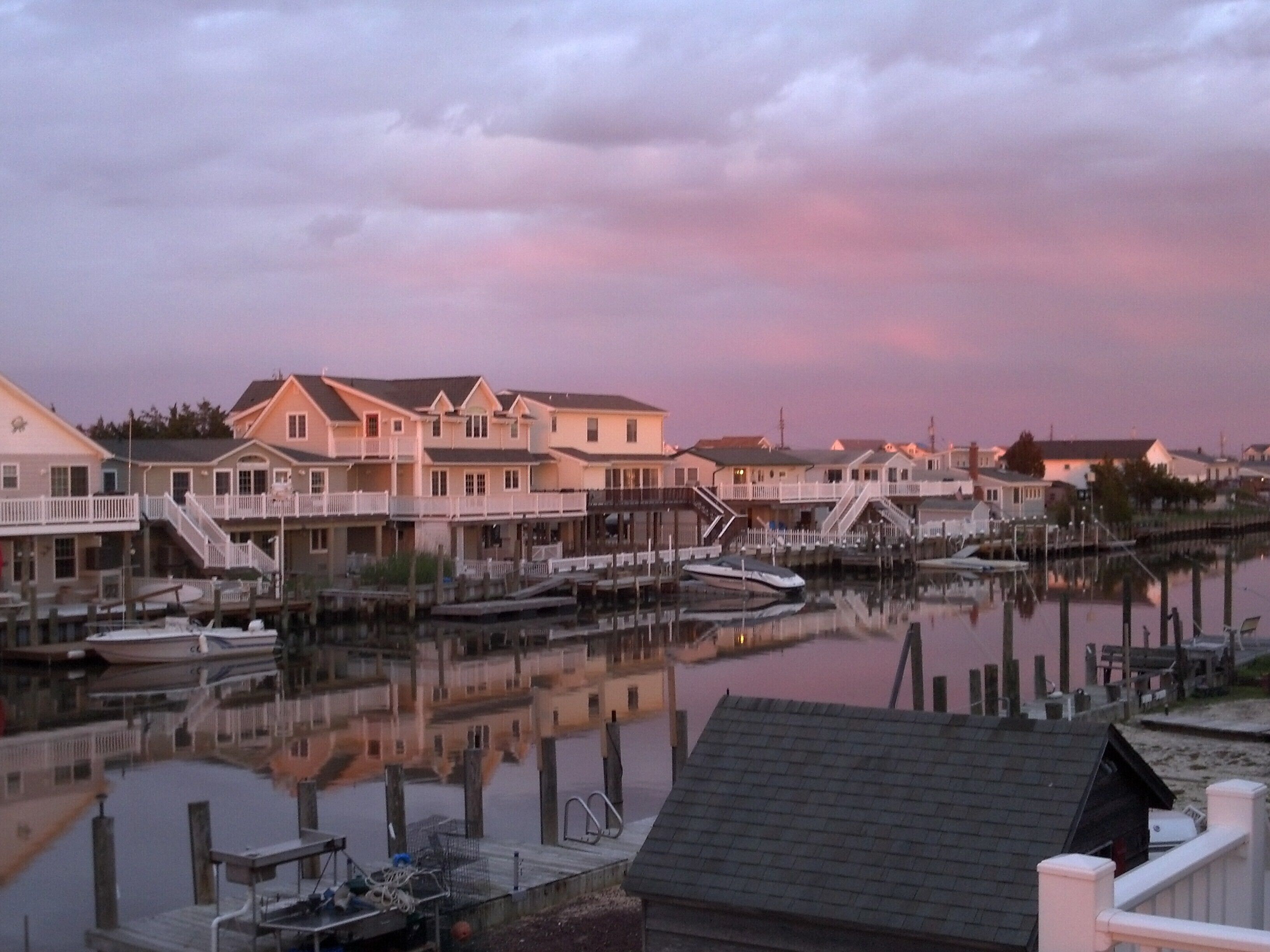 Perfect Waterfront Getaway - A Short Drive To Long Beach Island & Atlantic City