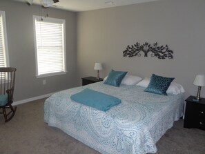 6 bedrooms, iron/ironing board, travel crib, free WiFi