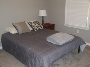 6 soverom, strykejern/-brett, reiseseng for barn og wi-fi (inkludert)