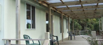Bushland Retreat - experience nature