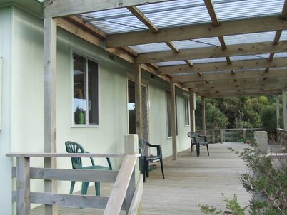 Bushland Retreat - experience nature