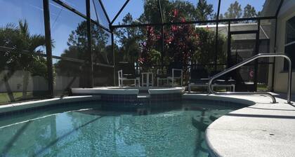Water View - Pool & Spa - 3.5 miles to Disney - BBQ