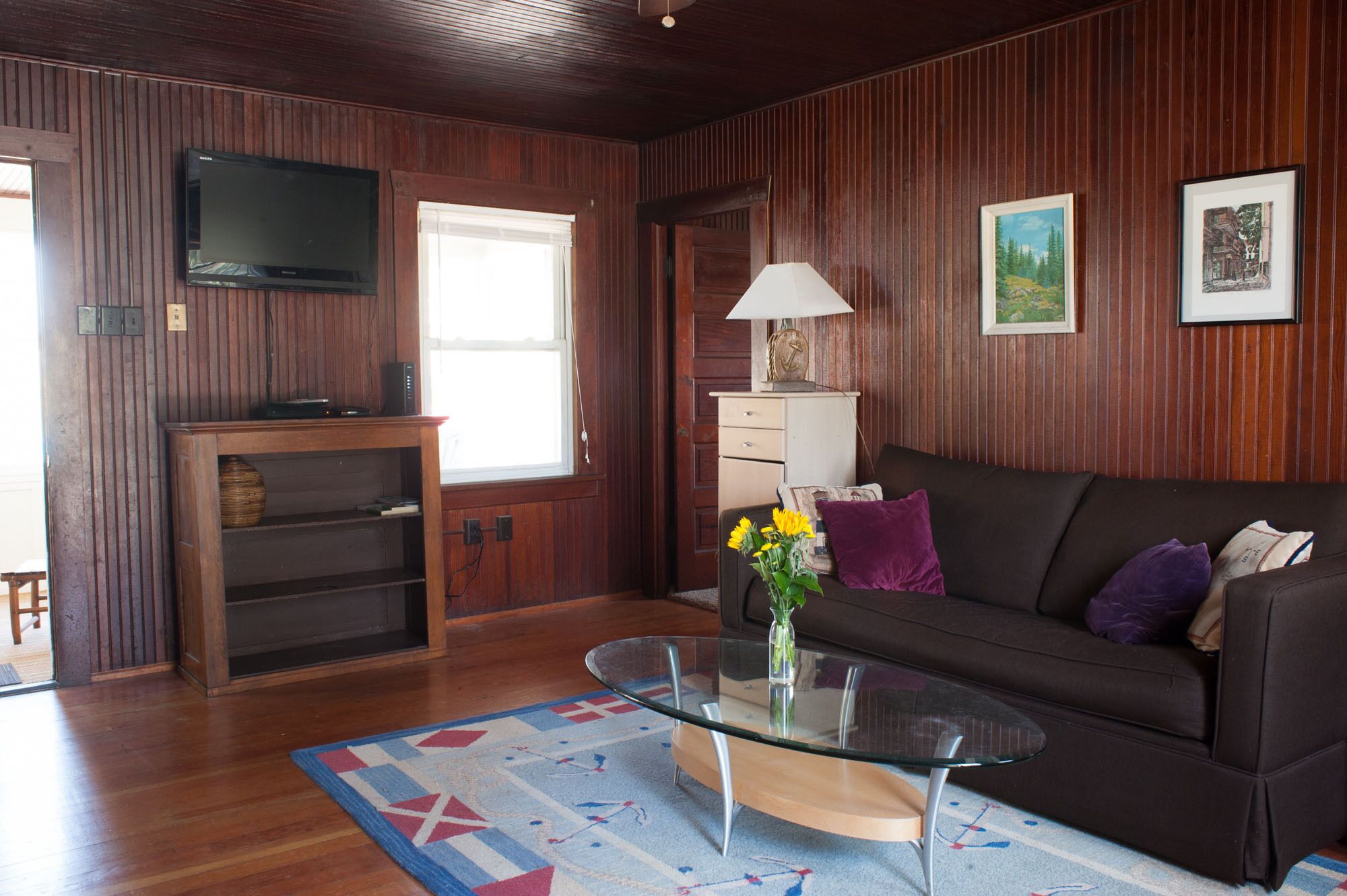 TV, fireplace, Netflix, DVD player