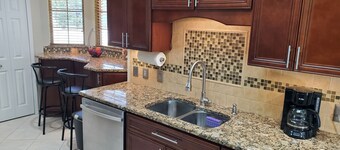 Contemporary single house located in a quiet, safe, & beautiful neighborhood.