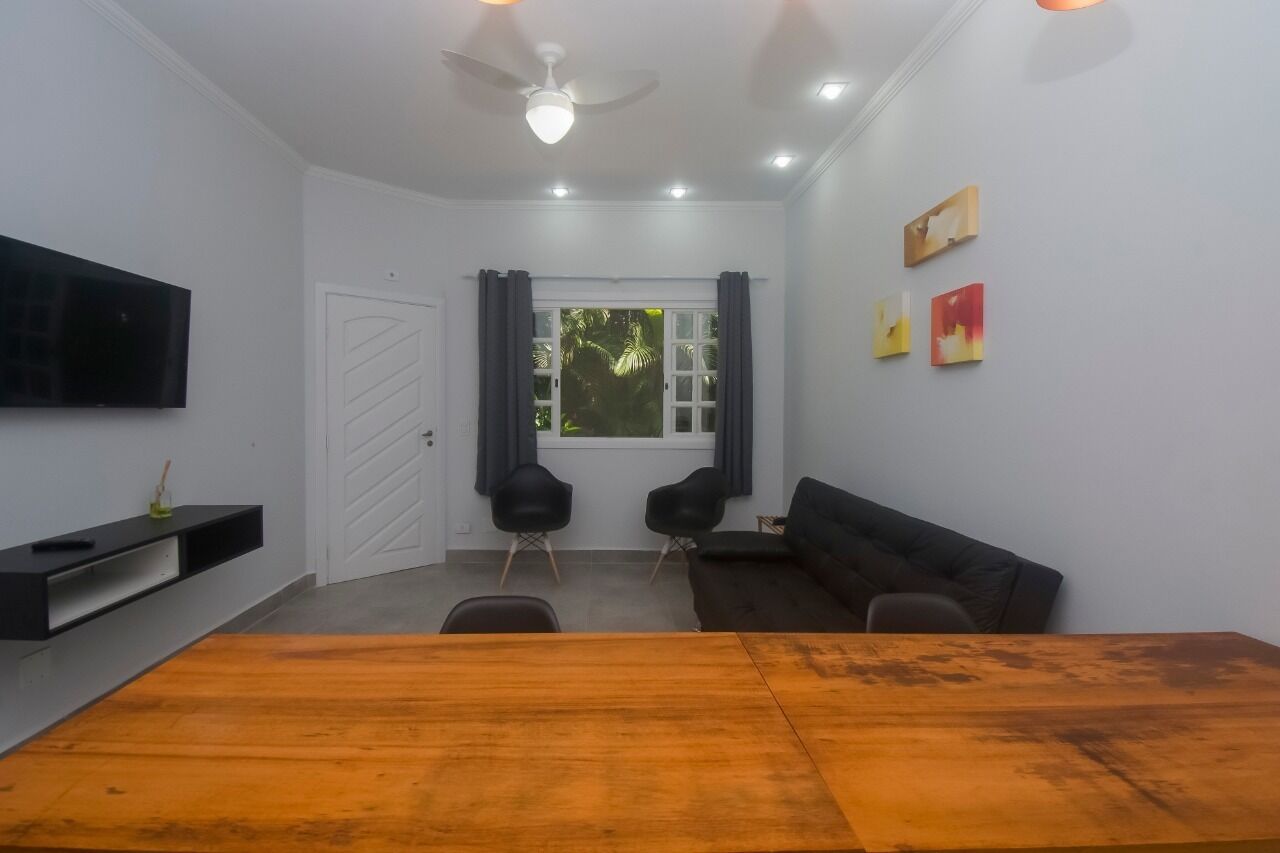 Flat with services on the Riviera.