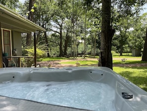 Baignoire à remous extérieure