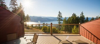 Crooked Tree Guest Suites - The Spruce Suite