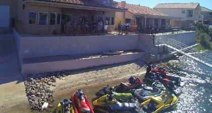 Beach and River front 4000sq.ft. house. Great for snowbirds and guests..