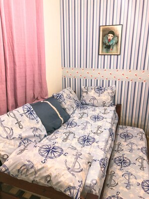 2 Schlafzimmer, Bügeleisen/Bügelbrett, Bettwäsche