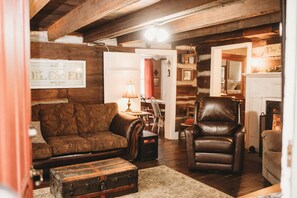 Smart TV, fireplace, DVD player, books