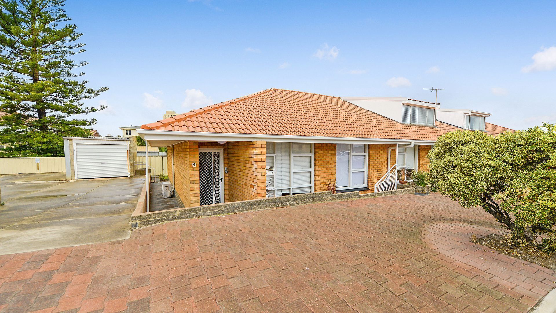 Sea By Your Side - Perfect Esplanade Living — image 21