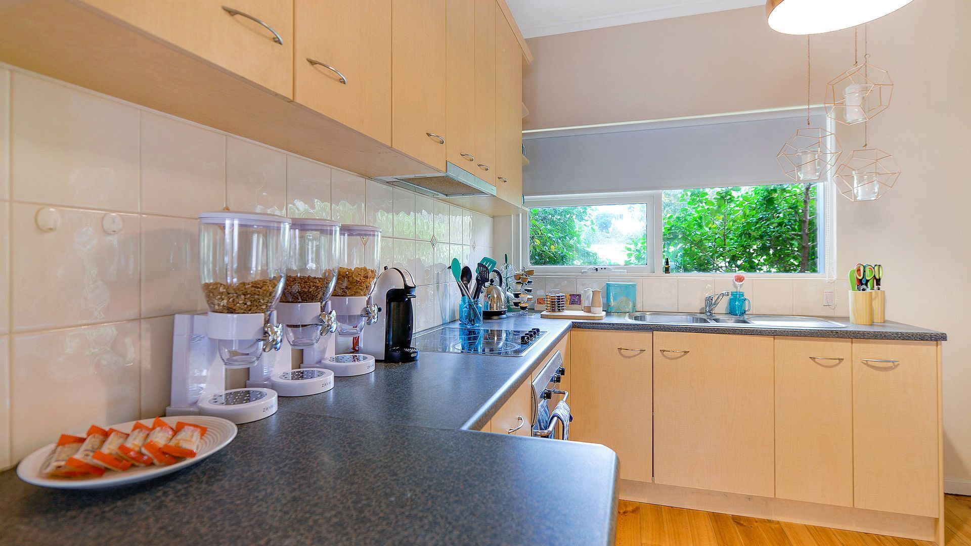 Sea By Your Side - Perfect Esplanade Living — image 12