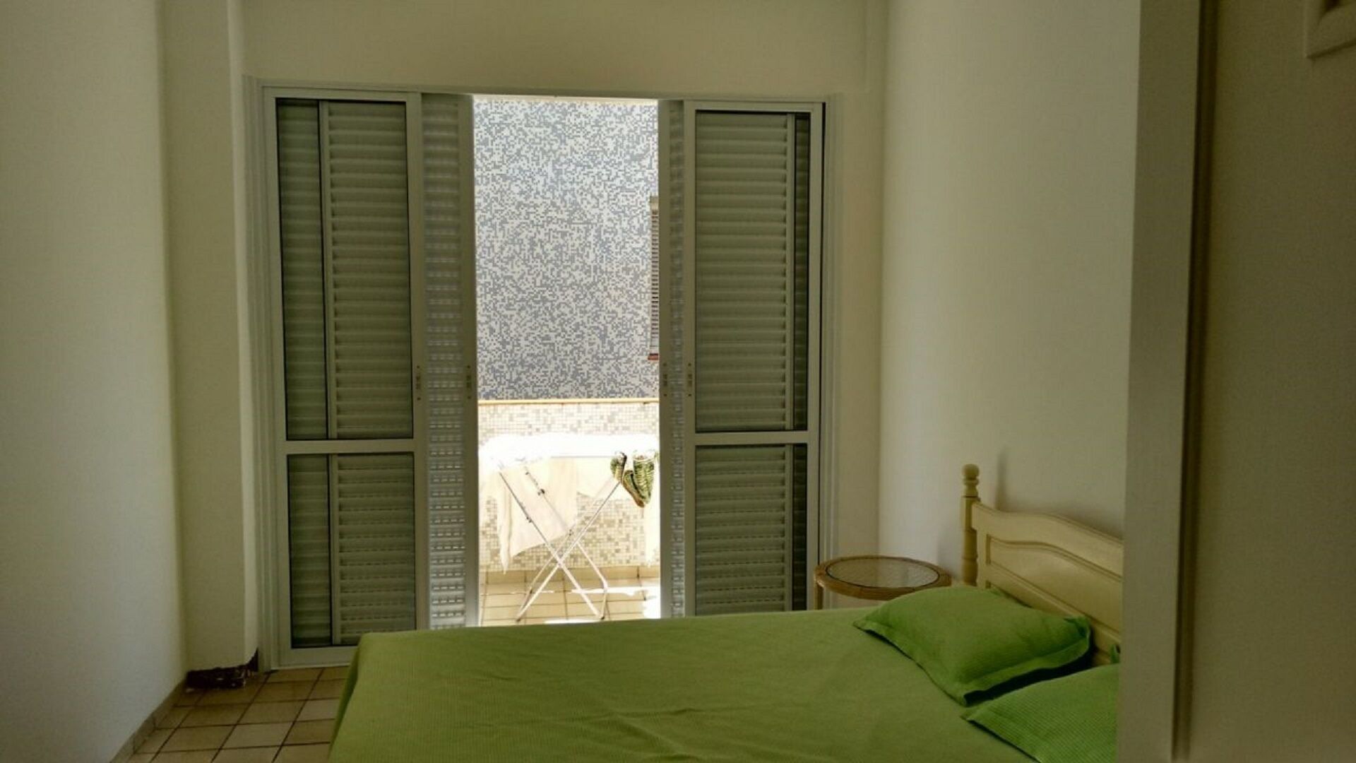 FIT ON THE BEACH OF PITANGUEIRAS, GUARUJA, SEA VIEW