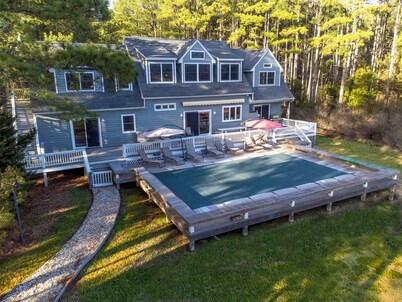 Private 2 Acre Waterfront Family Retreat with Pool & Pier