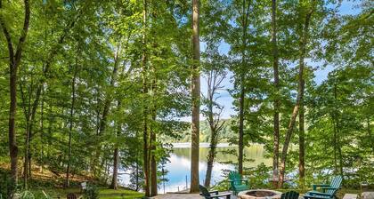 Upea Hocking Hills -järven mökki aivan Logan-järvellä - lähellä kaikkia paikkoja