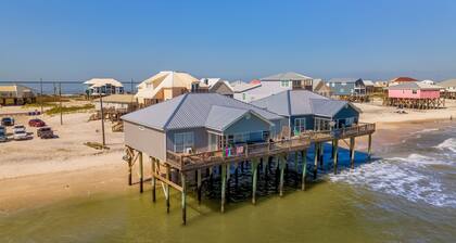 Rainbow's End - 4 bedroom, 2 bath, gulf front home on Dauphin Island