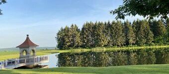 Stunning Log Home on Private Lake- Country at its best