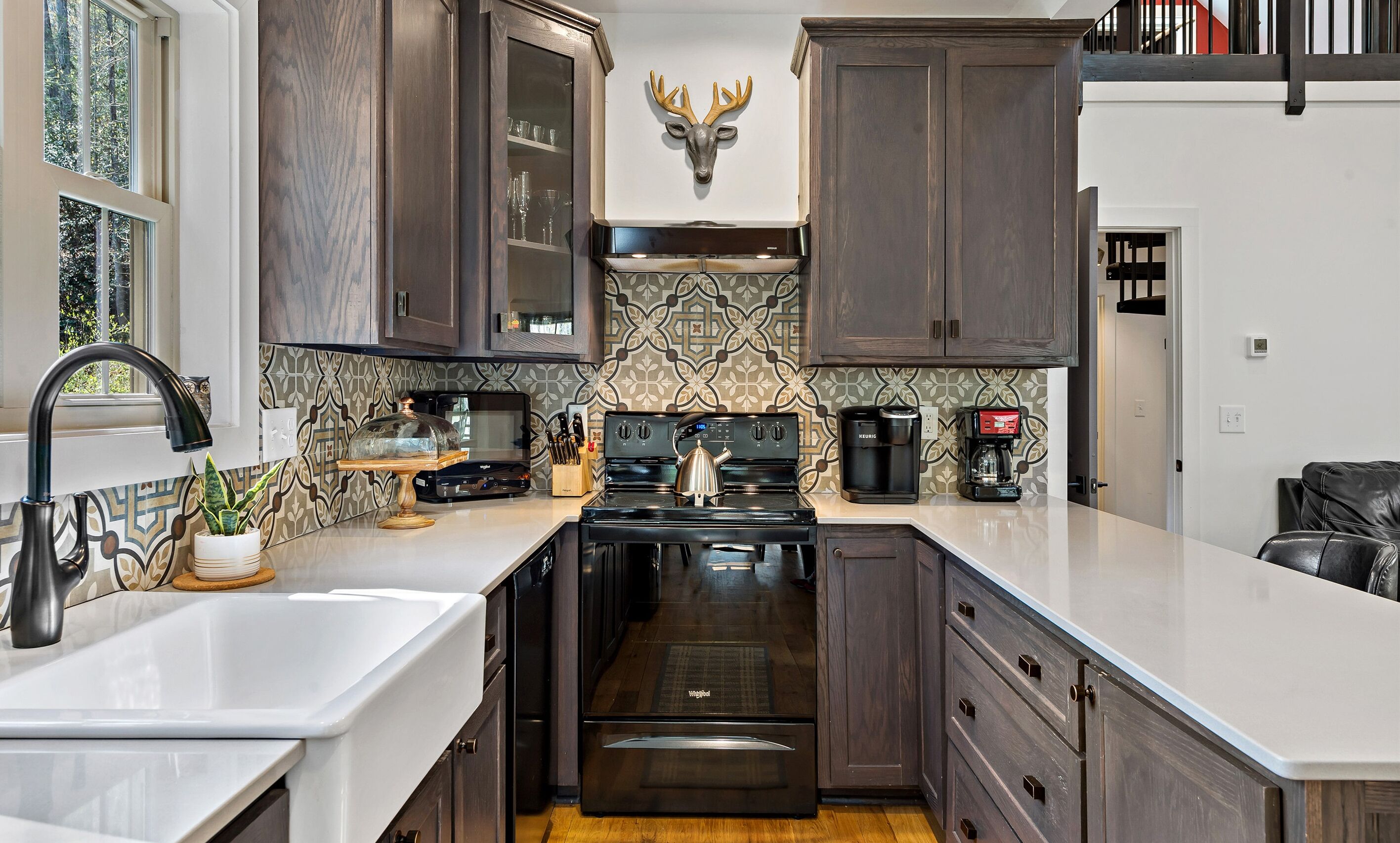 Creekside Cottage by Carolina Properties - Hot Tub, Creek, Private, Lake Access