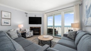 TV, fireplace, Netflix, DVD player
