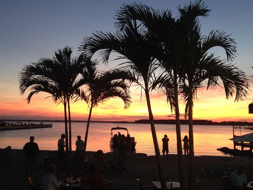 Book Your Beach Vacation Now!