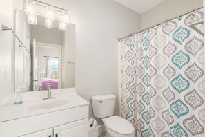 Bathtub - Toes in the Water - Luxury Oceanfront 5 BR 5.5 Bath; Hot Tub; Elevator (North Topsail Beach)