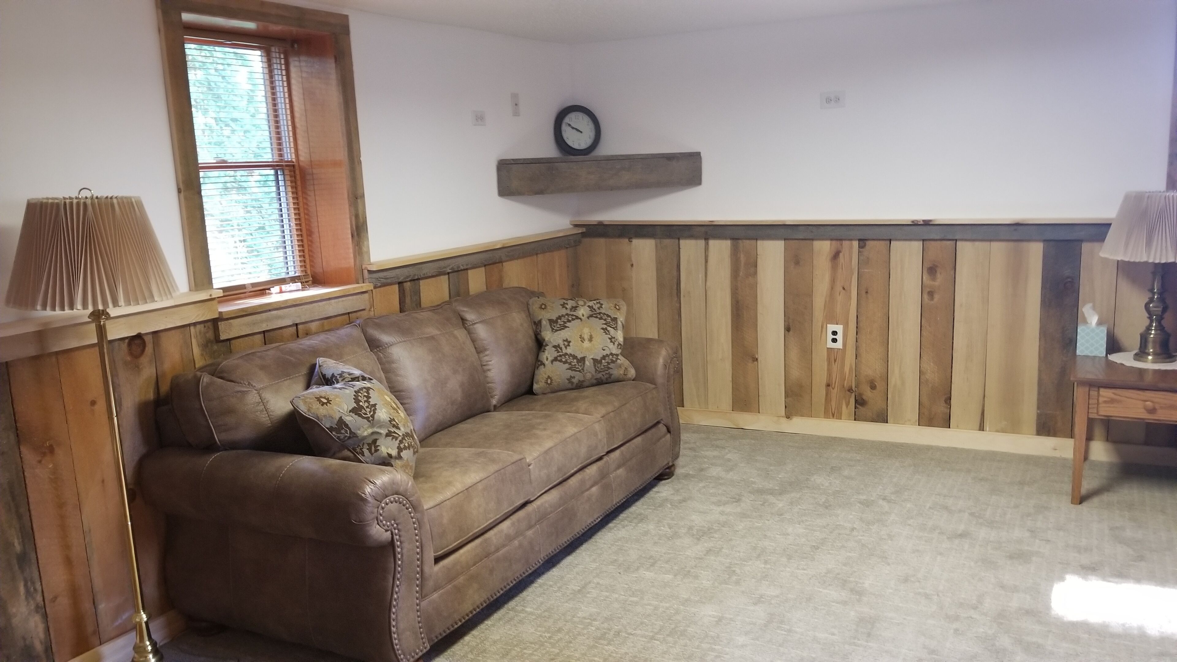 Convenient Penn State Hideaway located in the village of Pleasant Gap!