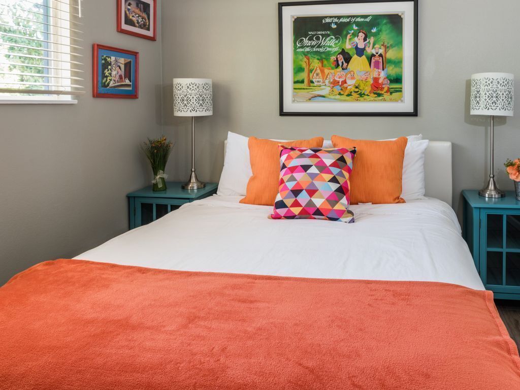 Magicway Villas +Tea Cup Pool House  + Large Backyard