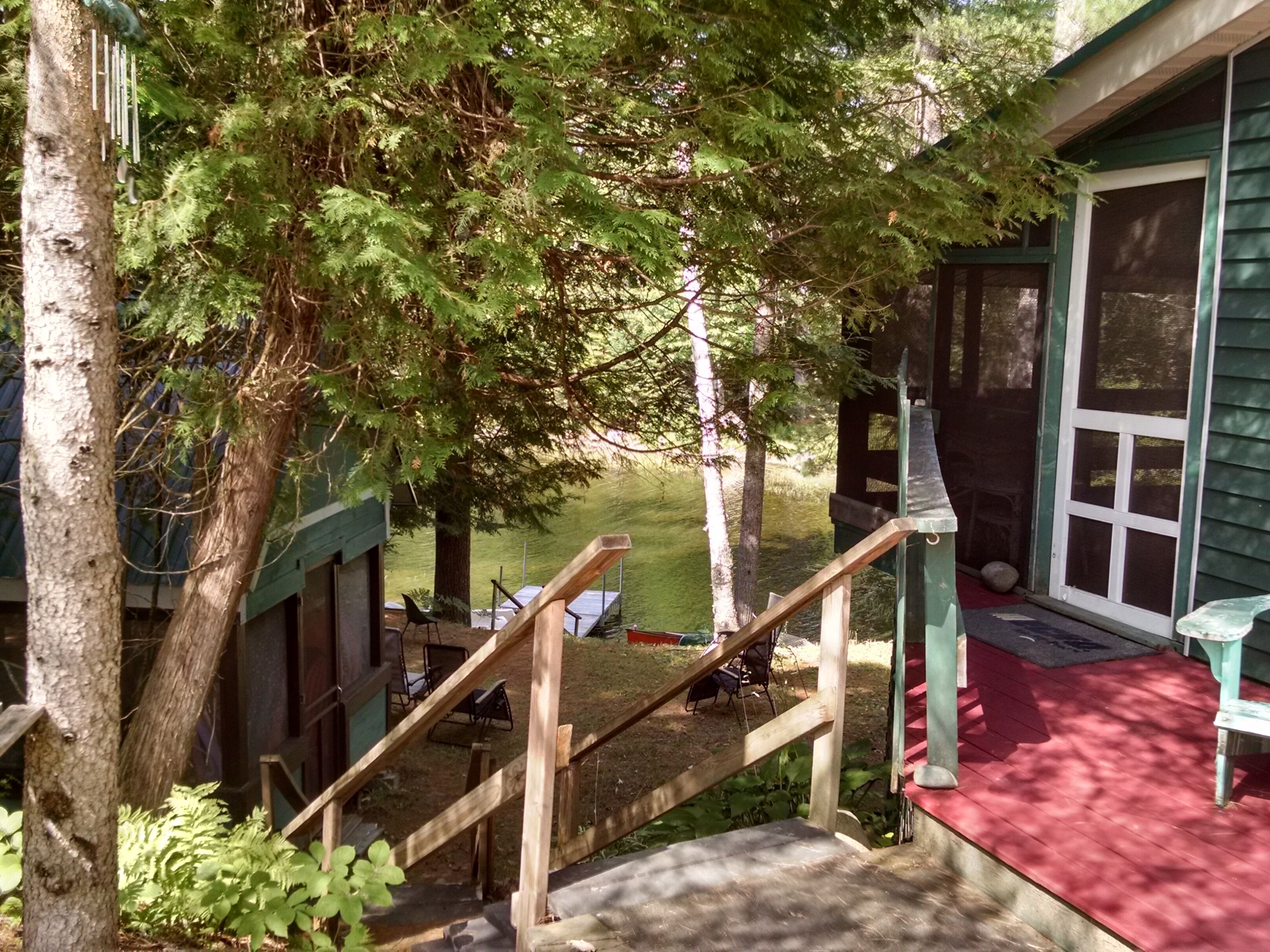 Stairway to fun- lower lawn, screen house, dock, waterfront!