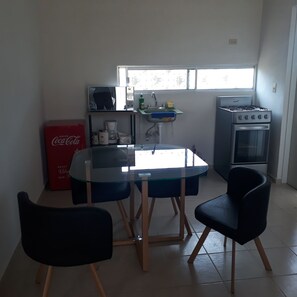Dining - Bonito departamento cerca de plazas comerciales y a pocos minutos de la playa (CABO SAN LUCAS)