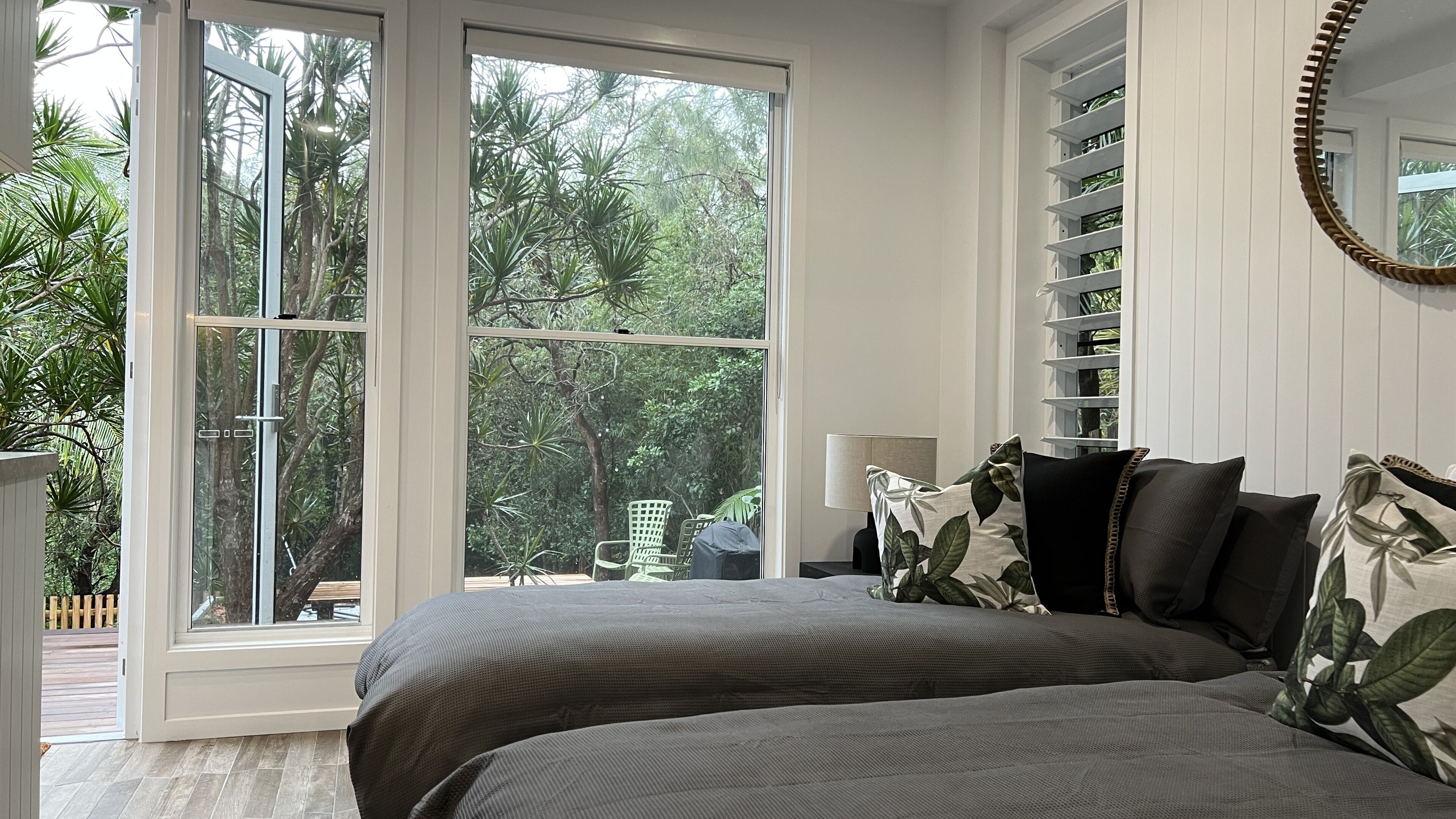 4 bedrooms, desk, iron/ironing board, free WiFi