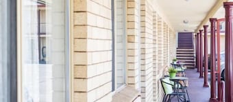 Lilac City Motor Inn Standard Queen Room 2