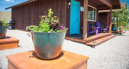 Cabin 4 · Emigrant Cabins #4- Tiny Cabin for your Adventure