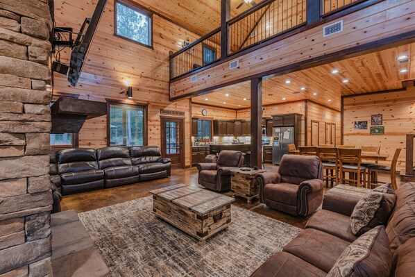 TV, fireplace, stereo