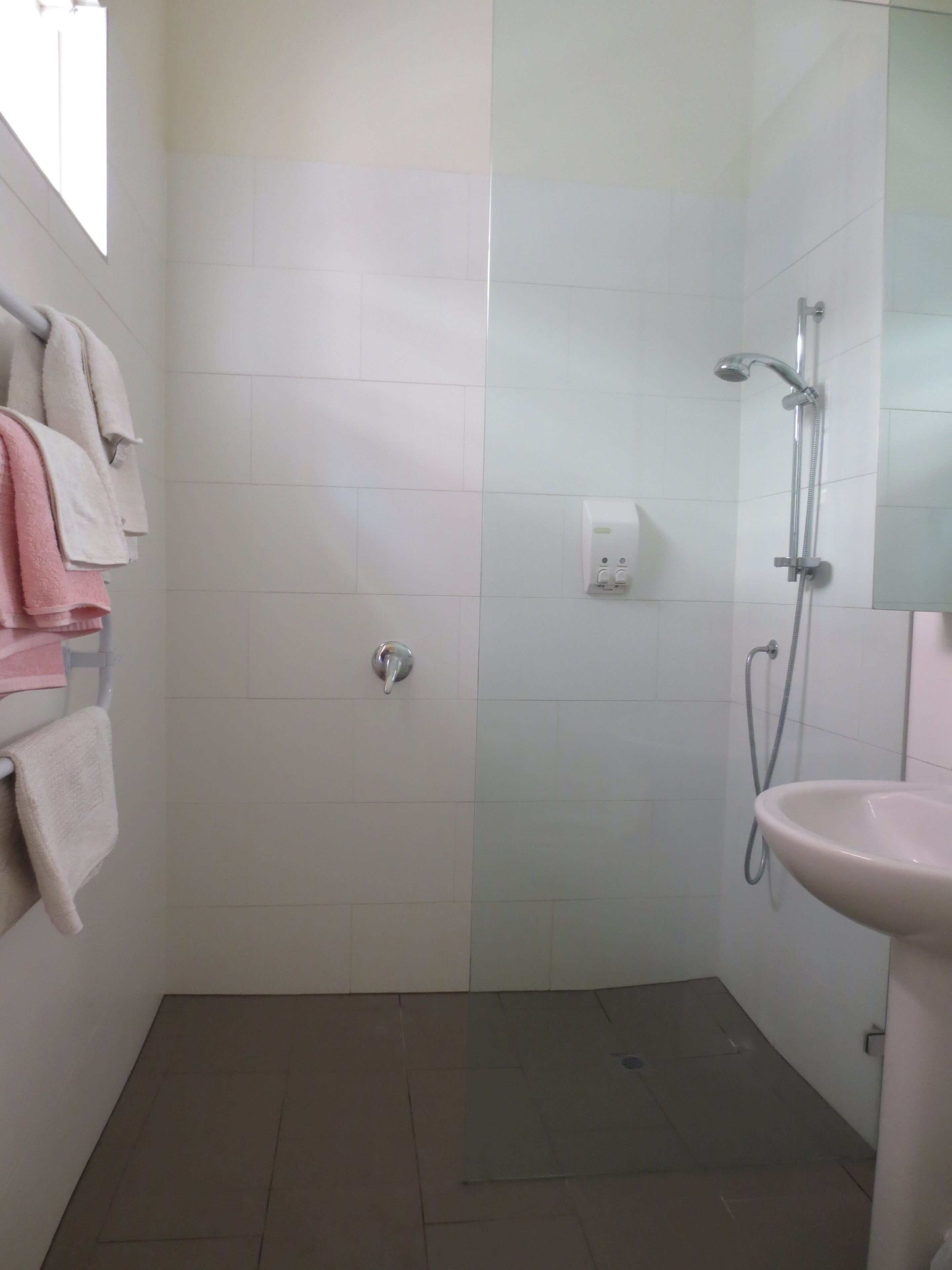 The Chetwynd Apartment | North Melbourne — image 12