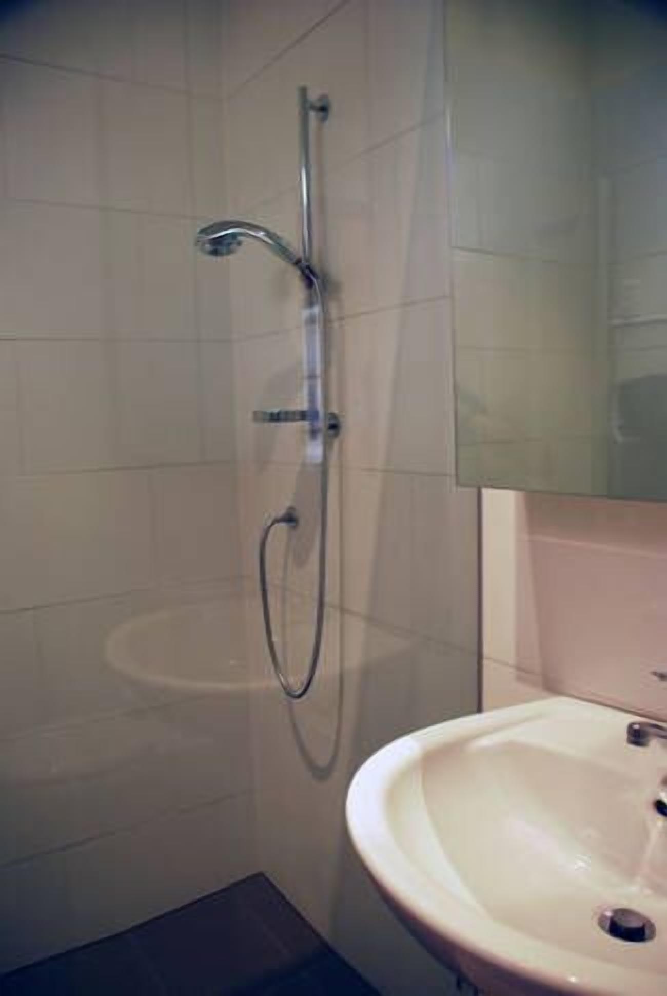 The Chetwynd Apartment | North Melbourne — image 5