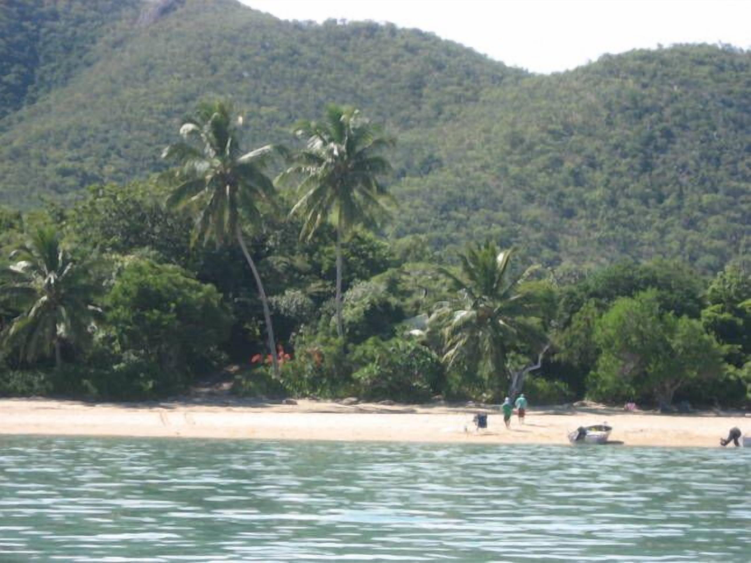 Wow! Idyllic Sunset Beach — image 18